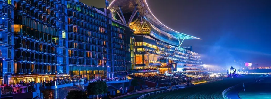 Скачки Dubai racing club в Дубаи: Скачки , Ипподром , Ставки , Забег , Гоночный комплекс ,