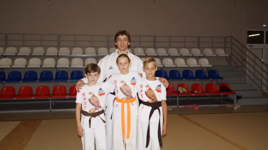 Клуб карате Сокол на ул. Жданова, 2/7 в Ростове-на-Дону: Каратэ, Развиваться,