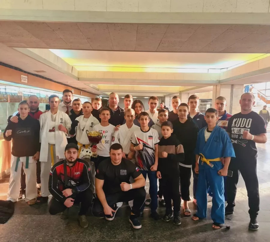 Спортивный Клуб Кудо Fight на ул. Берберовская 10 в Ростове-на-Дону: Кудо, Развиваться, Боевые искусства,