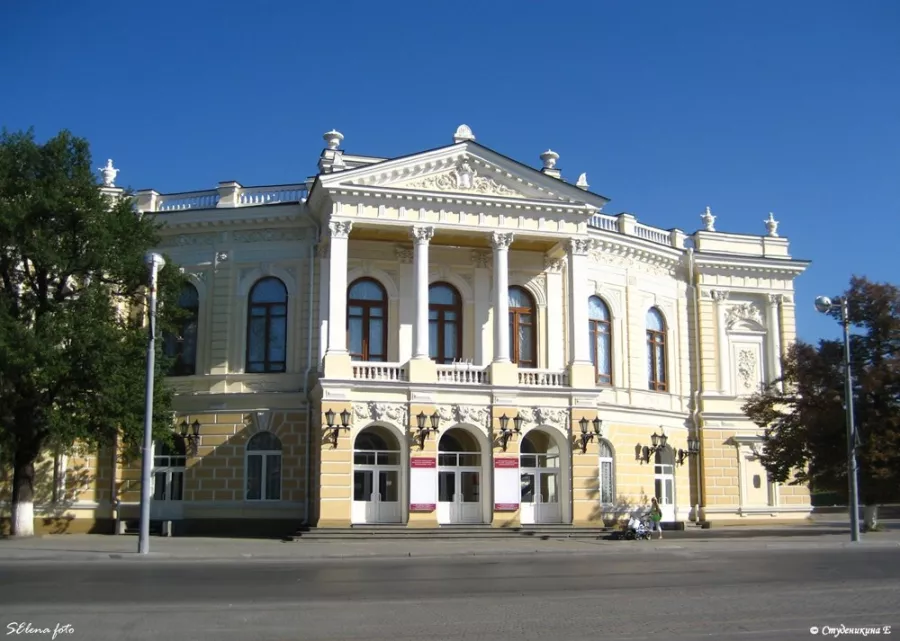 Ростовский Академический молодёжный театр в Ростове-на-Дону: Театр, Представление, Зрелища, Культура,