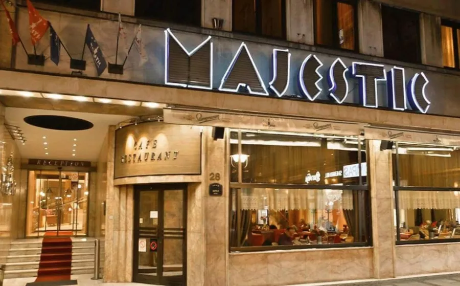 Hotel Majestic в Белграде: Отель, Путешествие, Чилим,