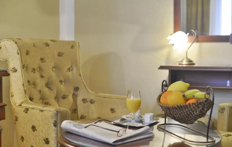 Hotel Majestic в Белграде: Отель, Путешествие, Чилим,