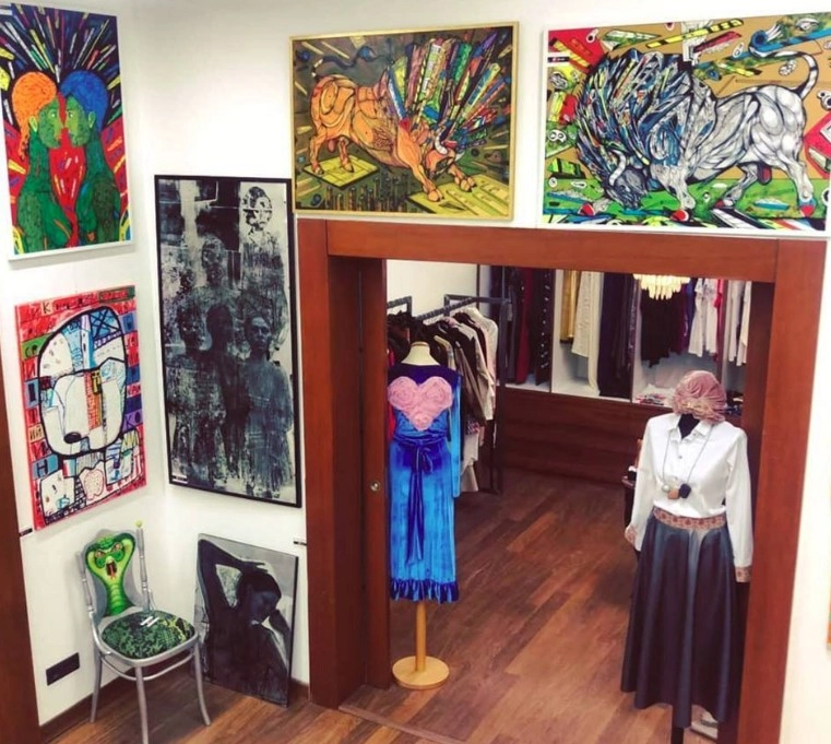 Art for All в Белграде: Галерея, Хобби,