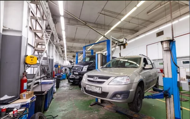 Автотехцентр "НИВЮС".