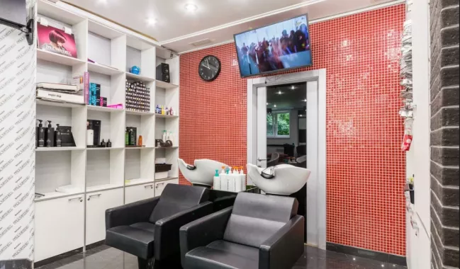 Салон красоты "Paul Mitchell" на Ленинском.