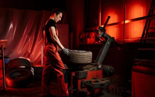 Автотехцентр Garage365  в  Москве