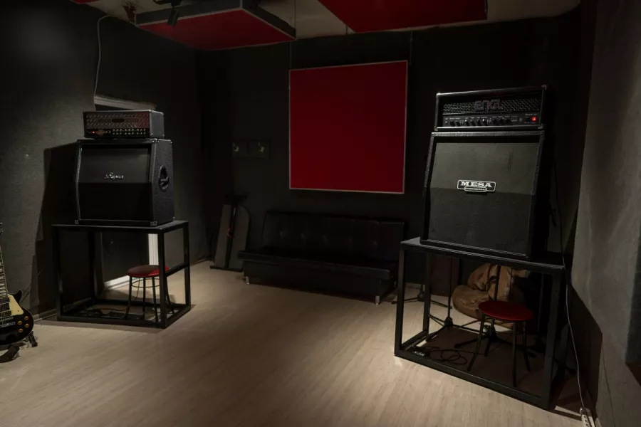 Студия звукозаписи RavenLoft records в Санкт-Петербурге: Музыкально, Звукозапись , Записать трек, Трек с нуля, Студия музыки , Студия звукозаписи,