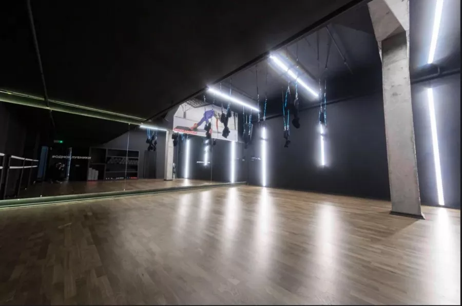 Фитнес-клуб Crocus Fitness в Санкт-Петербурге: Развиваться, Фитнес, Пелатес, Тренажерный зал, Спорт фитнес , Фитнес зал,