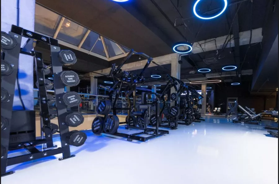 Фитнес-клуб Crocus Fitness в Санкт-Петербурге: Развиваться, Фитнес, Пелатес, Тренажерный зал, Спорт фитнес , Фитнес зал,