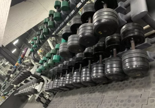 Фитнес-клуб "Tors Gym" 