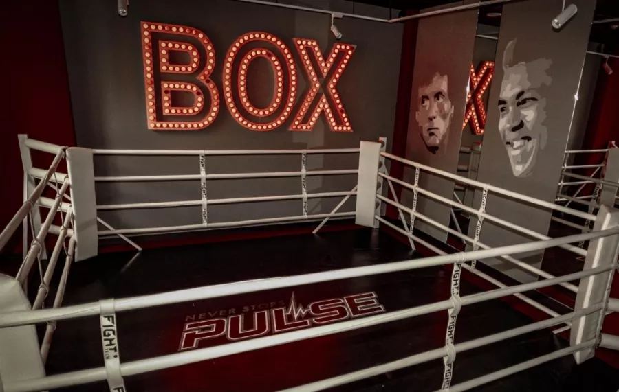 Фитнес-клуб Pulse Moscow boxing studio в Москве: Боевые искусства, Кроссфит, Стретчинг, Персональный тренер, Массаж,