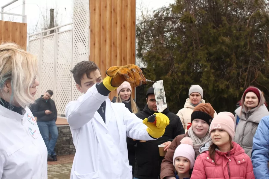 Театр Удивительной Науки | ДГТУ в Ростове-на-Дону: Театр, Наука, Зрелища,