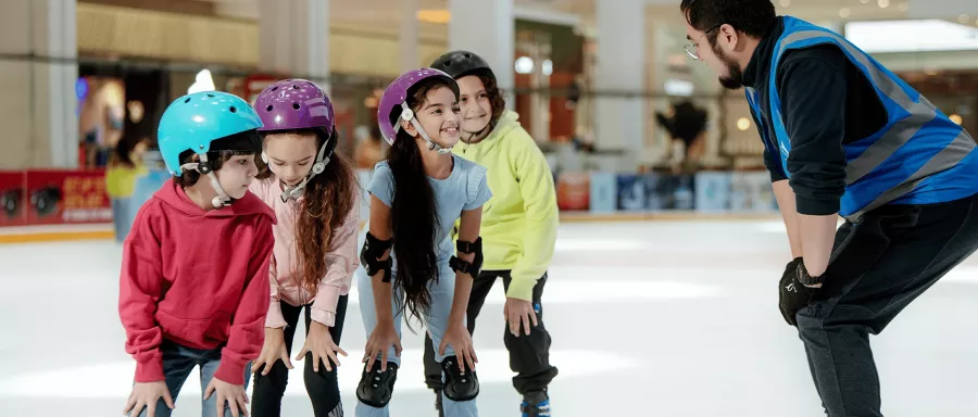 Каток Dubai Ice Rink в Дубаи: Каток , Коньки , Катание на коньках , Спорт на льду , Фигурное катание , Хоккей ,