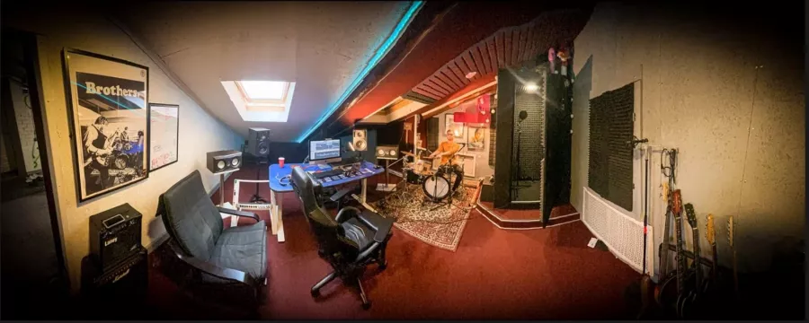 Студия звукозаписи Dzk Records в Санкт-Петербурге: Музыкально, Звукозапись , Песни, Студия звукозаписи, Студия музыки , Записать трек, Трек с нуля,