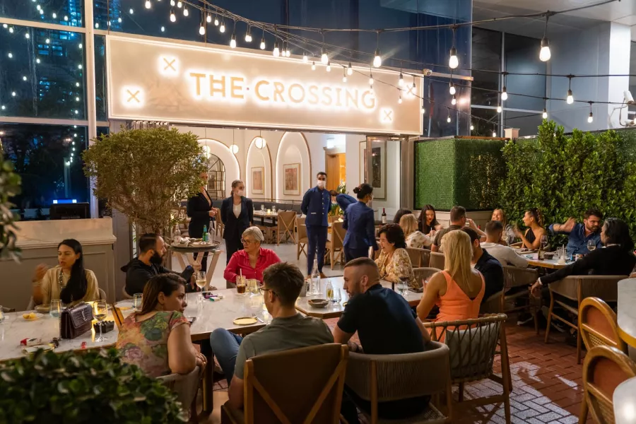 Индийский ресторан The crossing  в  Дубаи