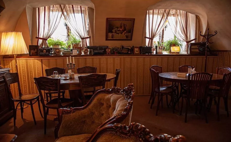 Ресторан Идиотъ в Санкт-Петербурге: Ресторан, Вкусно, Бар, Напитки, Закуски,