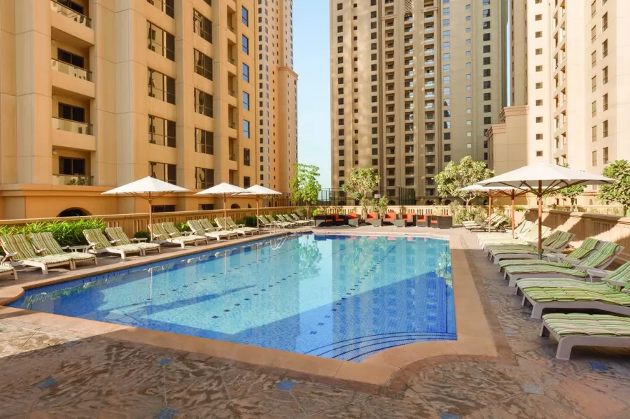Отель Delta Hotels by Marriott 4* в Дубаи: Прибрежный отель , Американский бар , Бассейн , Конференц-зал, Апартаменты , Бразильский ресторан , Фитнес,
