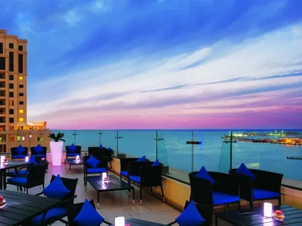Отель Delta Hotels by Marriott 4* в Дубаи: Прибрежный отель , Американский бар , Бассейн , Конференц-зал, Апартаменты , Бразильский ресторан , Фитнес,