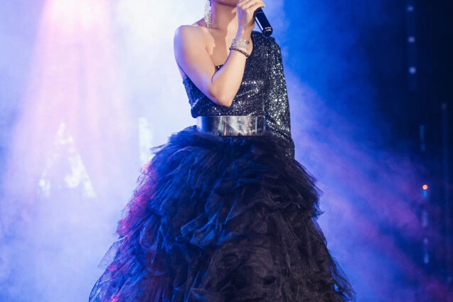 Караоке-клуб Zroomdxb в Дубаи: Караоке, Бар, Паб, Клуб, Концерты, Мода,