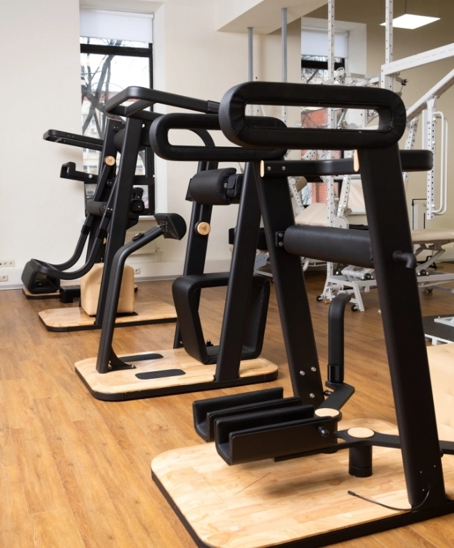 Оздоровительный центр NEONETIC в Москве: Тренажёры, Фитнес, Тренер, Спорт,