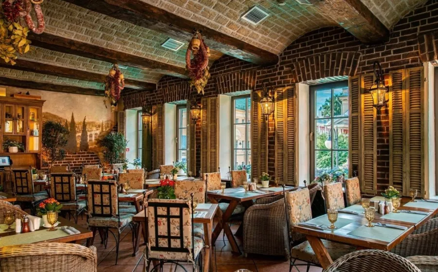 Итальянский ресторан Villa della Pasta в Москве: Кафе, Европейская кухня, Проведение банкетов, Поминальные обеды, Спортивные трансляции, Заказ навынос,