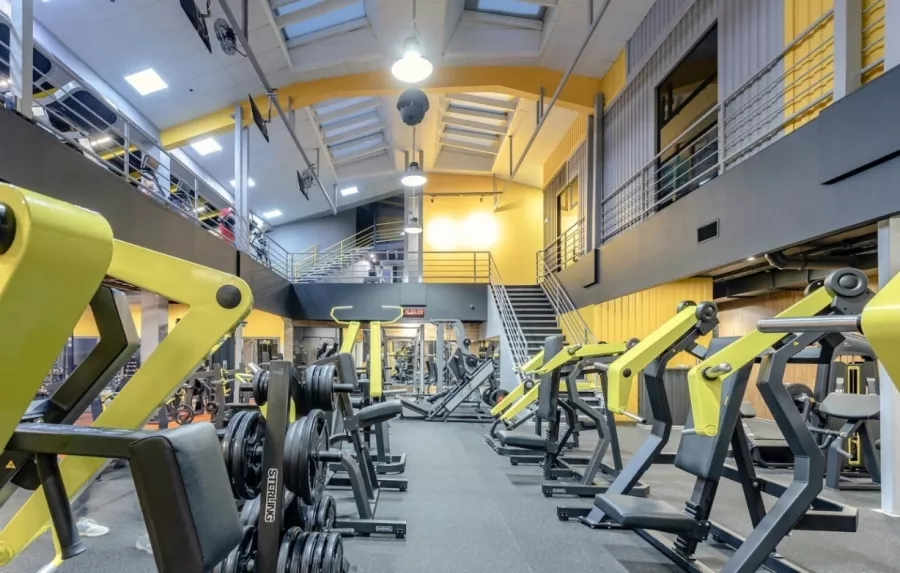Фитнес-клуб Just Gym в Москве: Аэробика, Боевые искусства, Бодифлекс, Детский уголок, Джампинг, Йога,