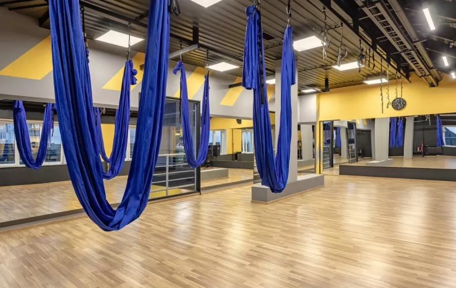 Фитнес-клуб Just Gym в Москве: Аэробика, Боевые искусства, Бодифлекс, Детский уголок, Джампинг, Йога,