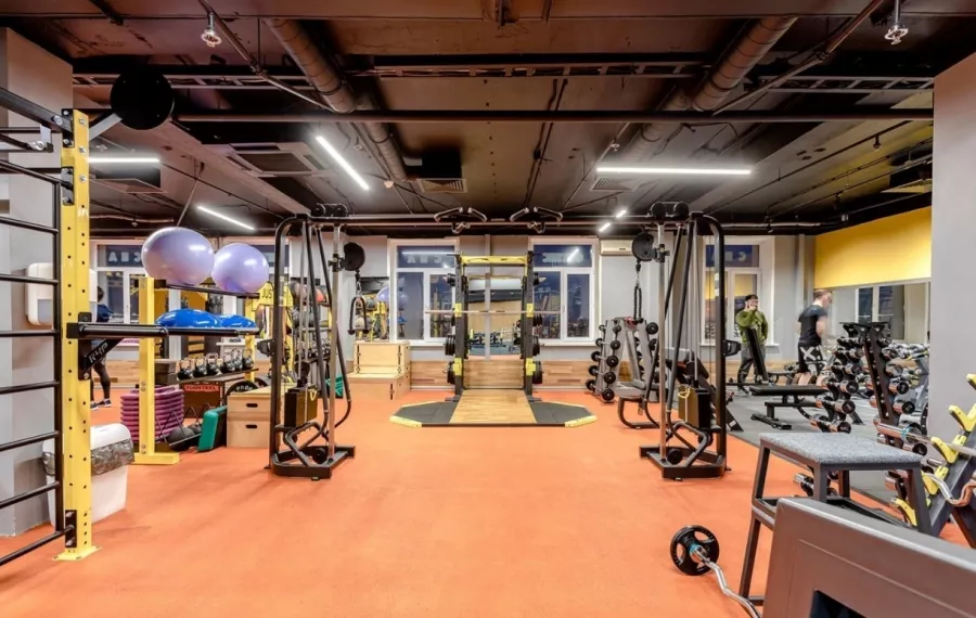 Фитнес-клуб Just Gym в Москве: Аэробика, Боевые искусства, Бодифлекс, Детский уголок, Джампинг, Йога,
