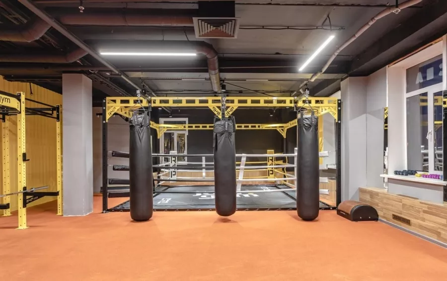 Фитнес-клуб Just Gym в Москве: Аэробика, Боевые искусства, Бодифлекс, Детский уголок, Джампинг, Йога,