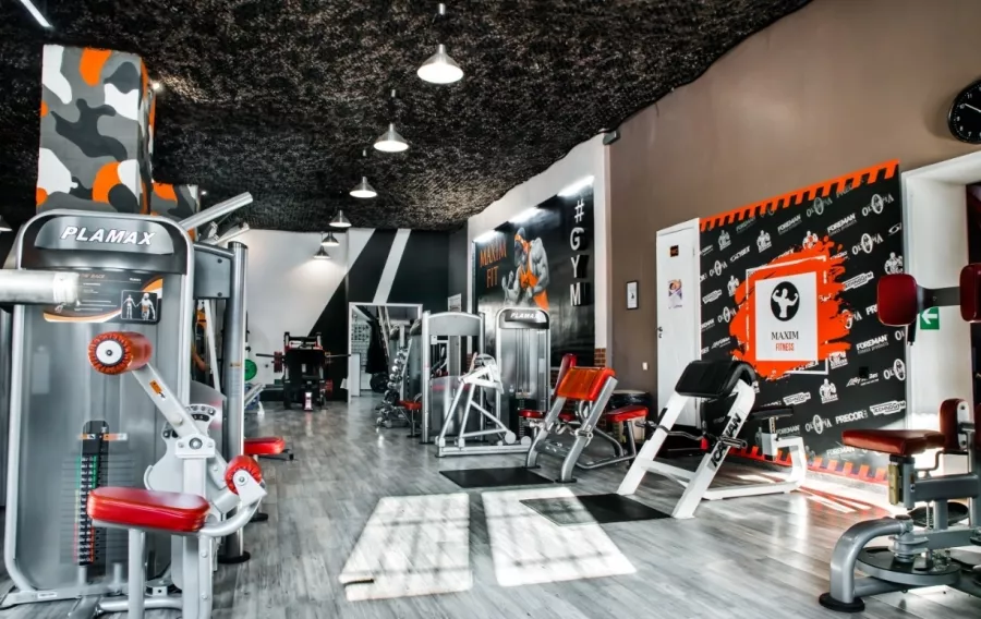Фитнес-клуб Maxim FIT в Москве: Аэробика, Боевые искусства, Йога, Кроссфит, Стретчинг,