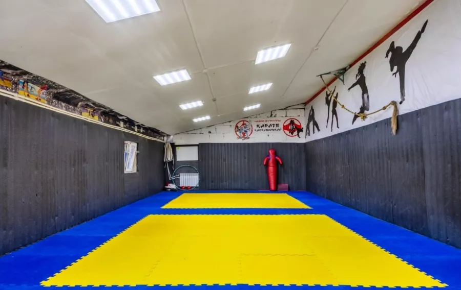 Фитнес-клуб Maxim FIT в Москве: Аэробика, Боевые искусства, Йога, Кроссфит, Стретчинг,