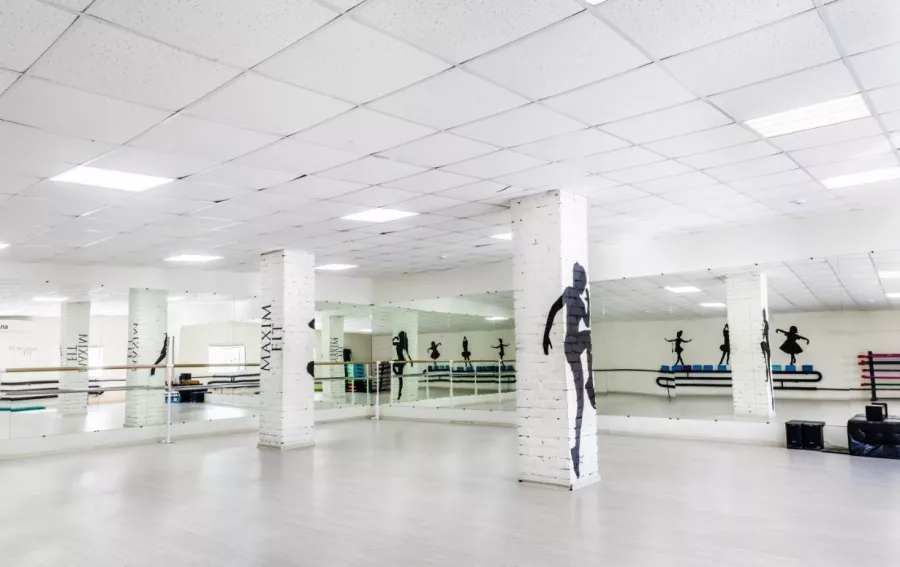 Фитнес-клуб Maxim FIT в Москве: Аэробика, Боевые искусства, Йога, Кроссфит, Стретчинг,