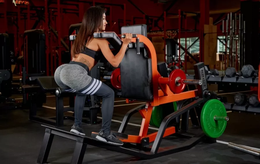 Фитнес-клуб Idol gym в Москве: Боевые искусства, Кроссфит, Настольный теннис, Пилатес, Стретчинг, Фитнес для детей, Персональный тренер, Фитнес бар, Сауна,
