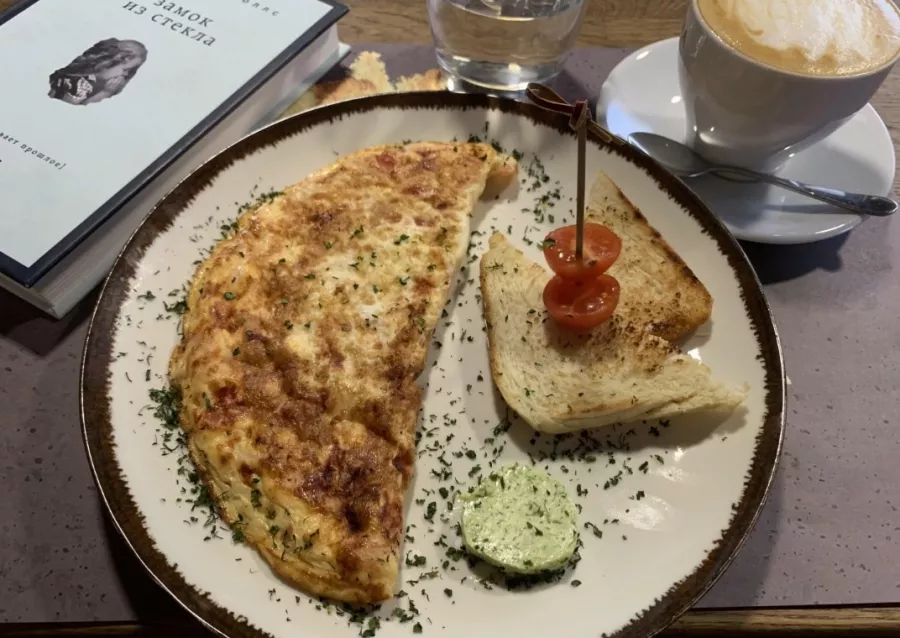 Кафе Amelie в Минске: Еда, Кафе, Ресторан, Детское меню, Европейская кухня,