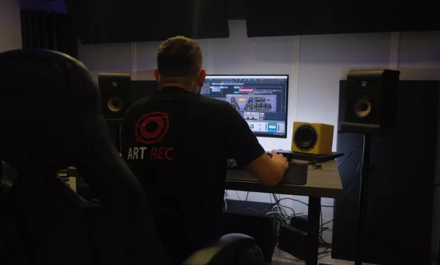 Студия звукозаписи ArtRec в Краснодаре: Студия звукозаписи, Звукозапись, Сведение, Мастеринг, Саунд, Треки, Музыкально,