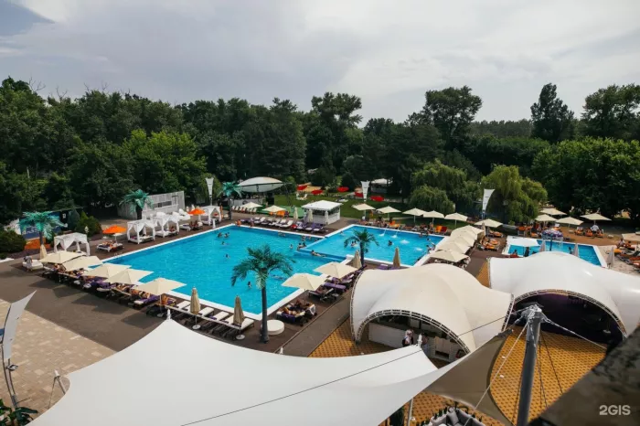 Ночной клуб "Эмбарго"