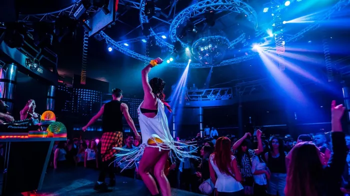 Ночной клуб "Южный полюс"