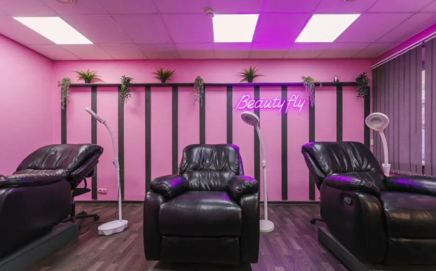 Салон красоты Beauty fly в Москве: Маникюр, Брови, Ресницы, Эпиляция, Косметолог, Стрижка, Окрашивание, Красота,