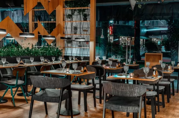 Ресторан азиатской кухни "UMI Asian kitchen & bar