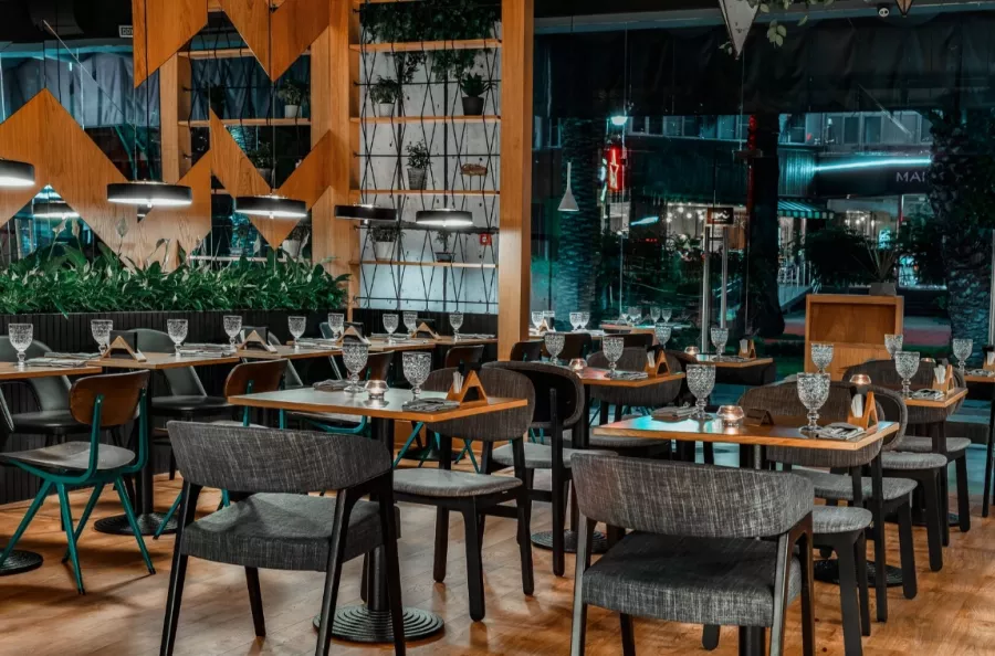 Ресторан азиатской кухни UMI Asian kitchen & bar в Сочи: Еда, Японская кухня, Кафе, Живая музыка, Паназиатская кухня, Азиатская кухня,