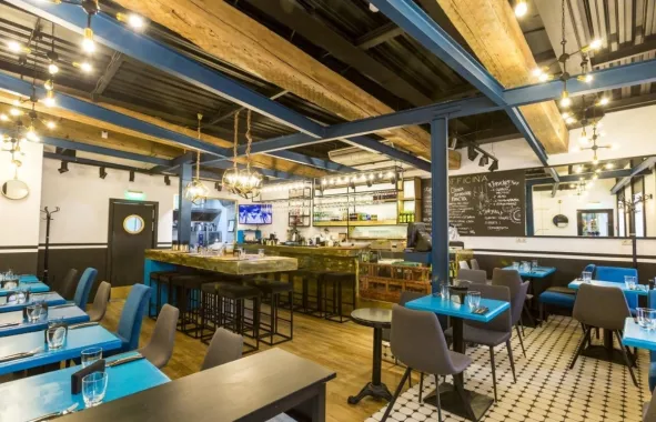 Итальянский ресторан "Officina".