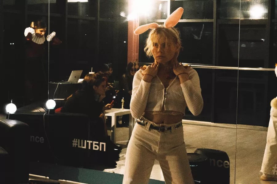 Школа танцев Без правил в Краснодаре: Стрип-пластика, Брейк-данс, Музыка,