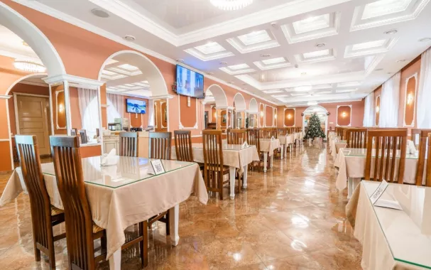 Ресторан "Кипарис"