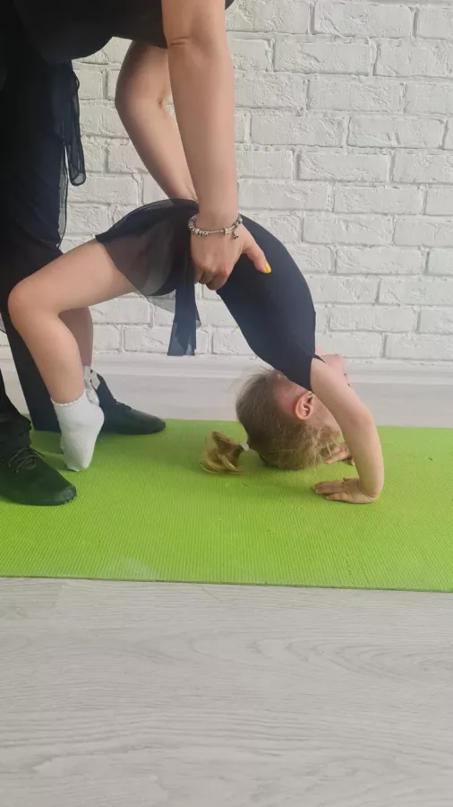 Танцевальная студия Danceprofi в Краснодаре: Бальные танцы, Капоэйра, Латина, Для взрослых, Для детей, Современные танцы,