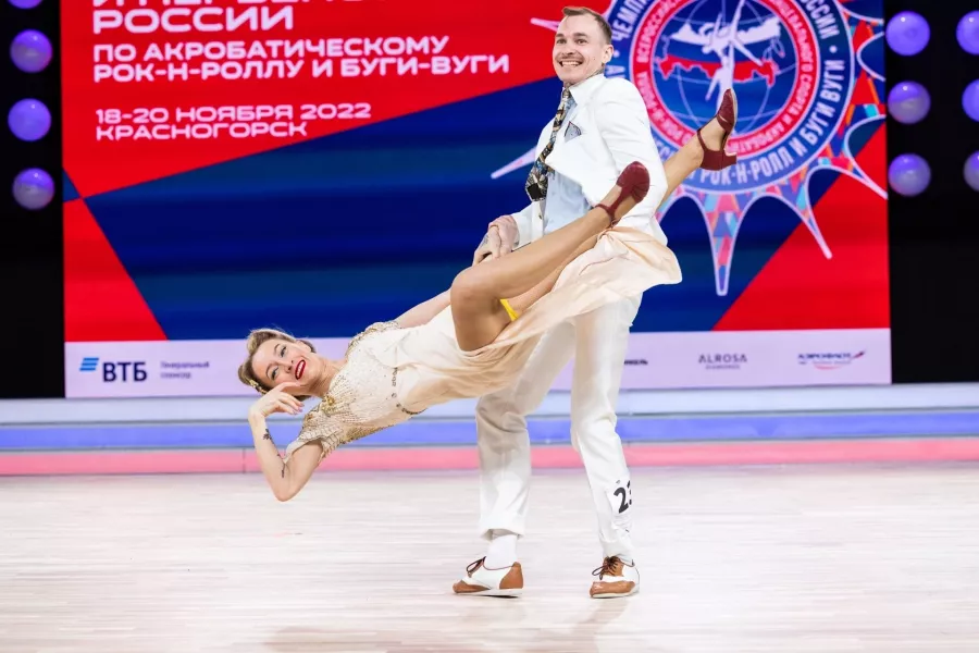 Школа танцев Рок-н-Ролл Джокерс в Санкт-Петербурге: Линди Хоп, Модерн Свинг, Соло-джаз, Хореография,