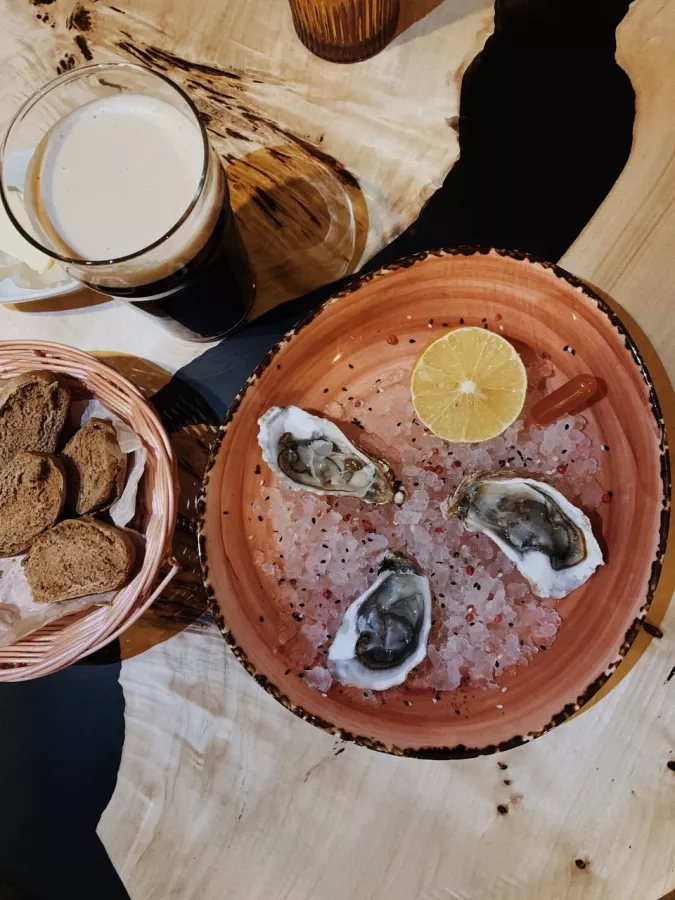 Бар Yummy Oysters в Анапе: Устрицы, Винный ресторан, Том-Ям, Мидии, Доставка,