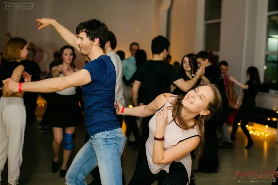 Школа танцев Mmdance studio в Санкт-Петербурге: Танго, Сальса, Бразильский Зук, Хастл, Бачата,