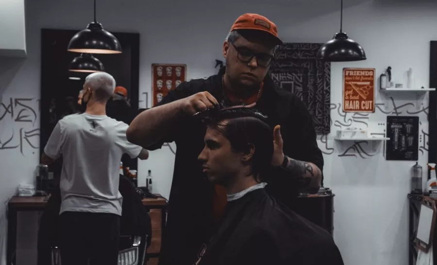 Мужская парикмахерская Model 66 Barbershop в Санкт-Петербурге: Детская стрижка, Прическа, Стрижка бороды,