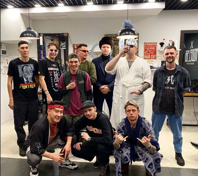 Мужская парикмахерская Model 66 Barbershop в Санкт-Петербурге: Детская стрижка, Прическа, Стрижка бороды,