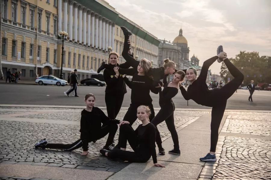 Школа танцев ТЭ-Кари в Санкт-Петербурге: Для Всей Семьи, Хореография , Постановка Танца, Хип-хоп, Бачата,